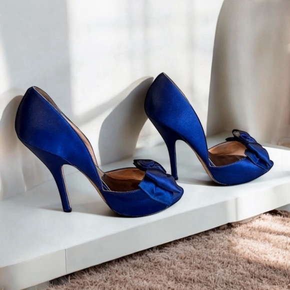 BADGLEY MISCHKA royal blue silk/satin beautiful bow Size 10. - Picture 9 of 17